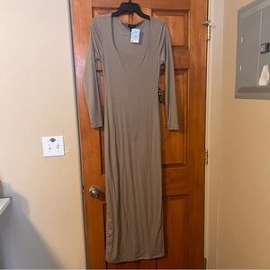 Beige ribbed maxi dress